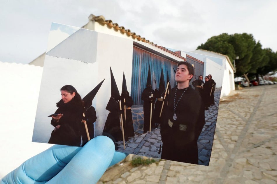 Penitentes de la hermandad del Santo Entierro, en marzo de 2018.