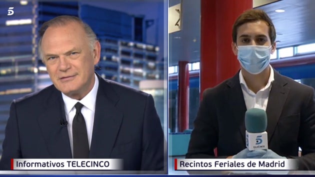 Lorenzo Díaz y Pedro Piqueras en 'Informativos Telecinco'