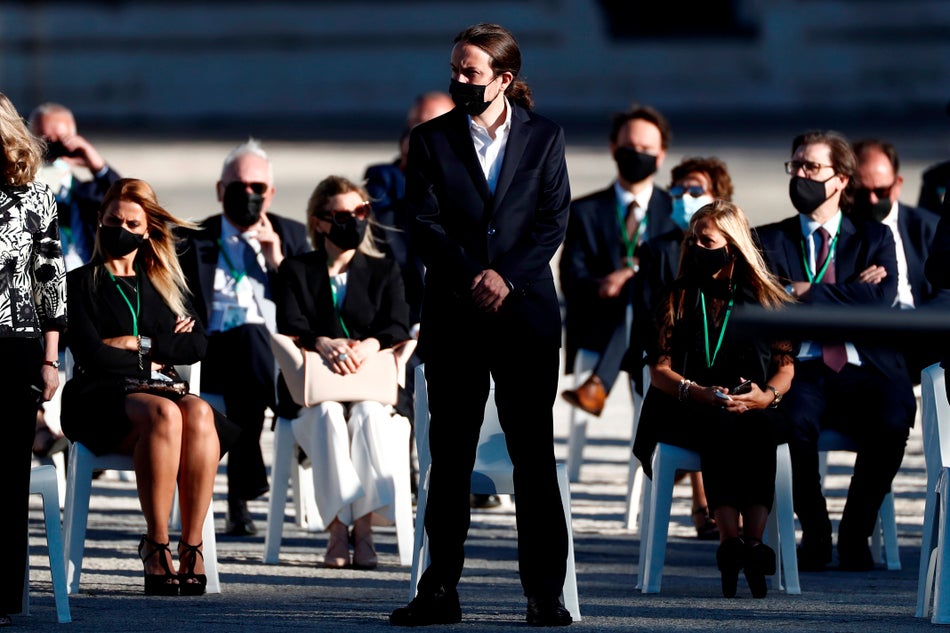 El vicepresidente segundo y ministro de Derechos Sociales y Agenda 2030, Pablo Iglesias, asiste este jueves al homenaje de Estado a las víctimas de la pandemia de coronavirus y a los colectivos que le han hecho frente en primera línea celebrado en el Palacio Real.