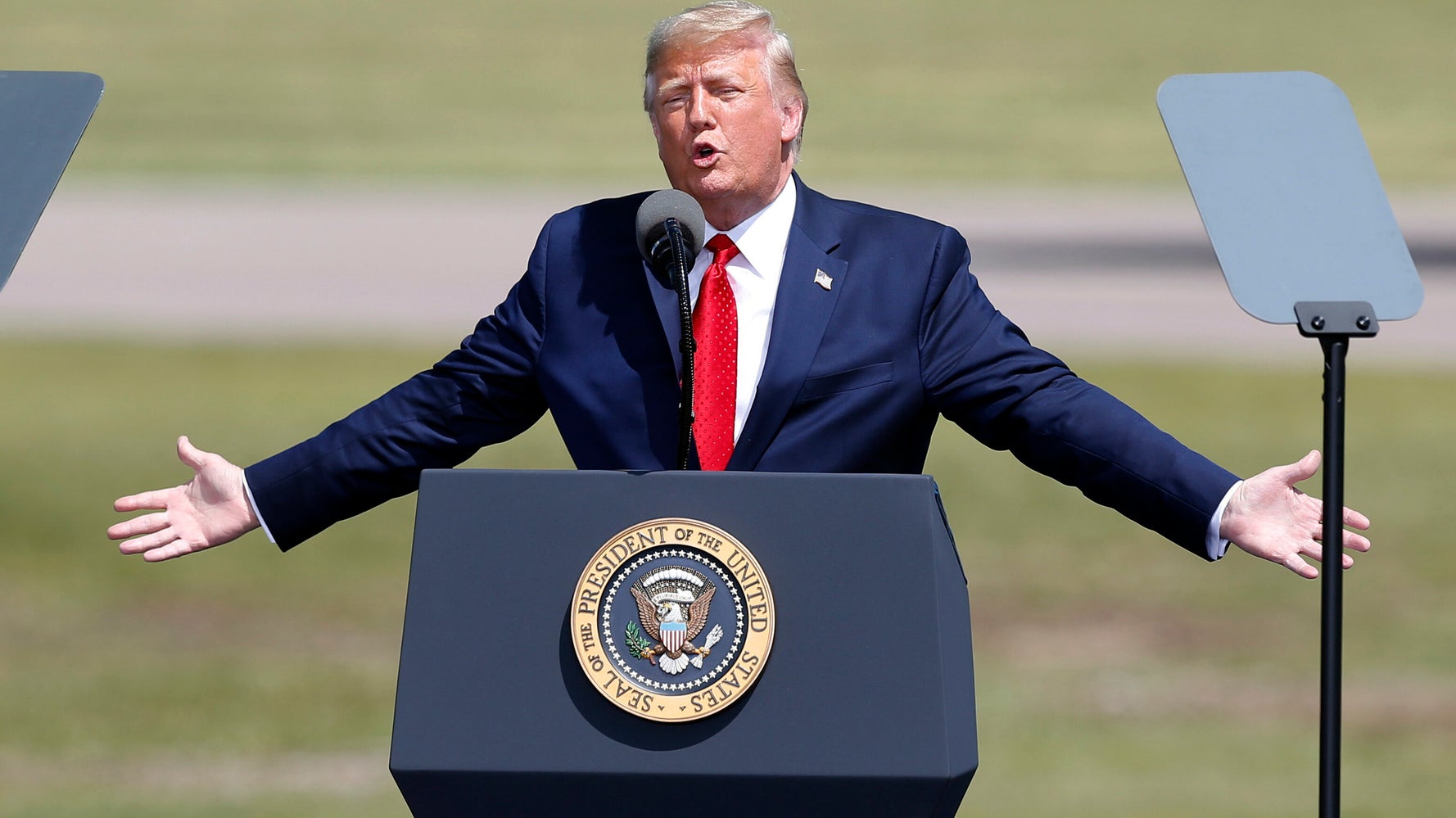 Trump Shares Tweet About 'Radicalized' Somalis In Minnesota - Trump Shares Tweet About 'Radicalized' Somalis In Minnesota