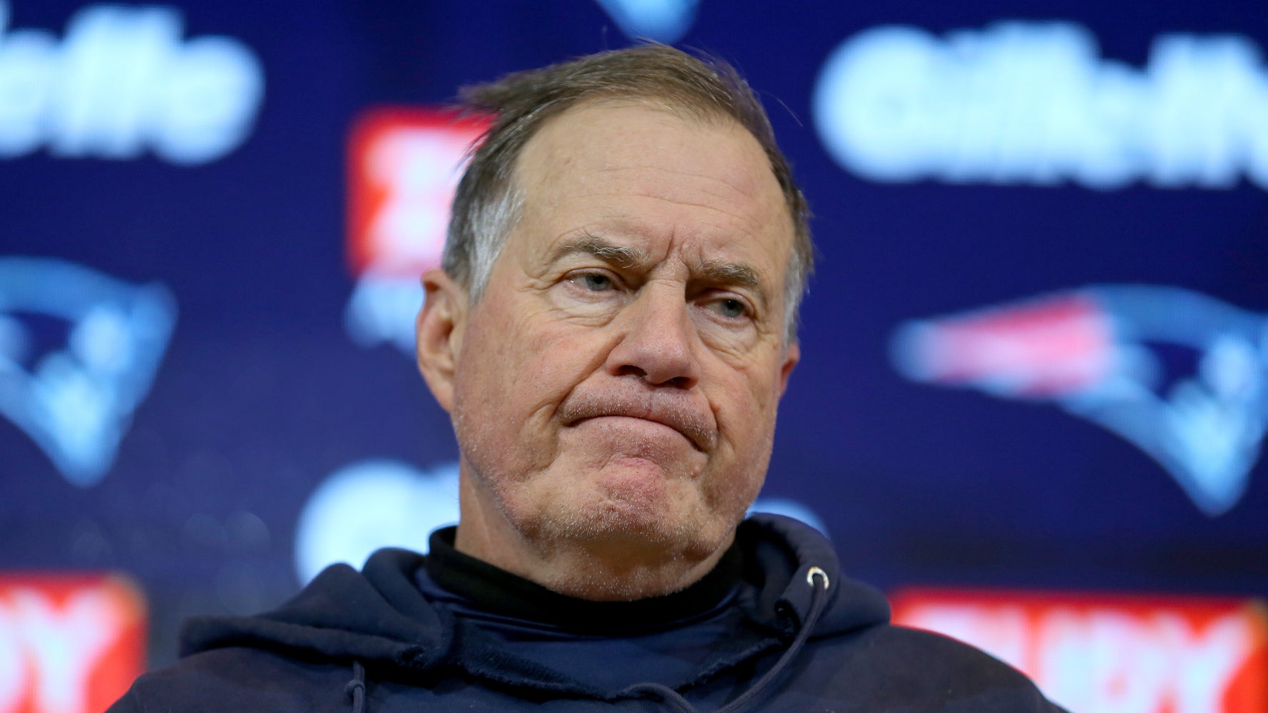 Bill Belichick Struggles With His Mask And Twitter Gets In His Face - Bill Belichick Struggles With His Mask And Twitter Gets In His Face