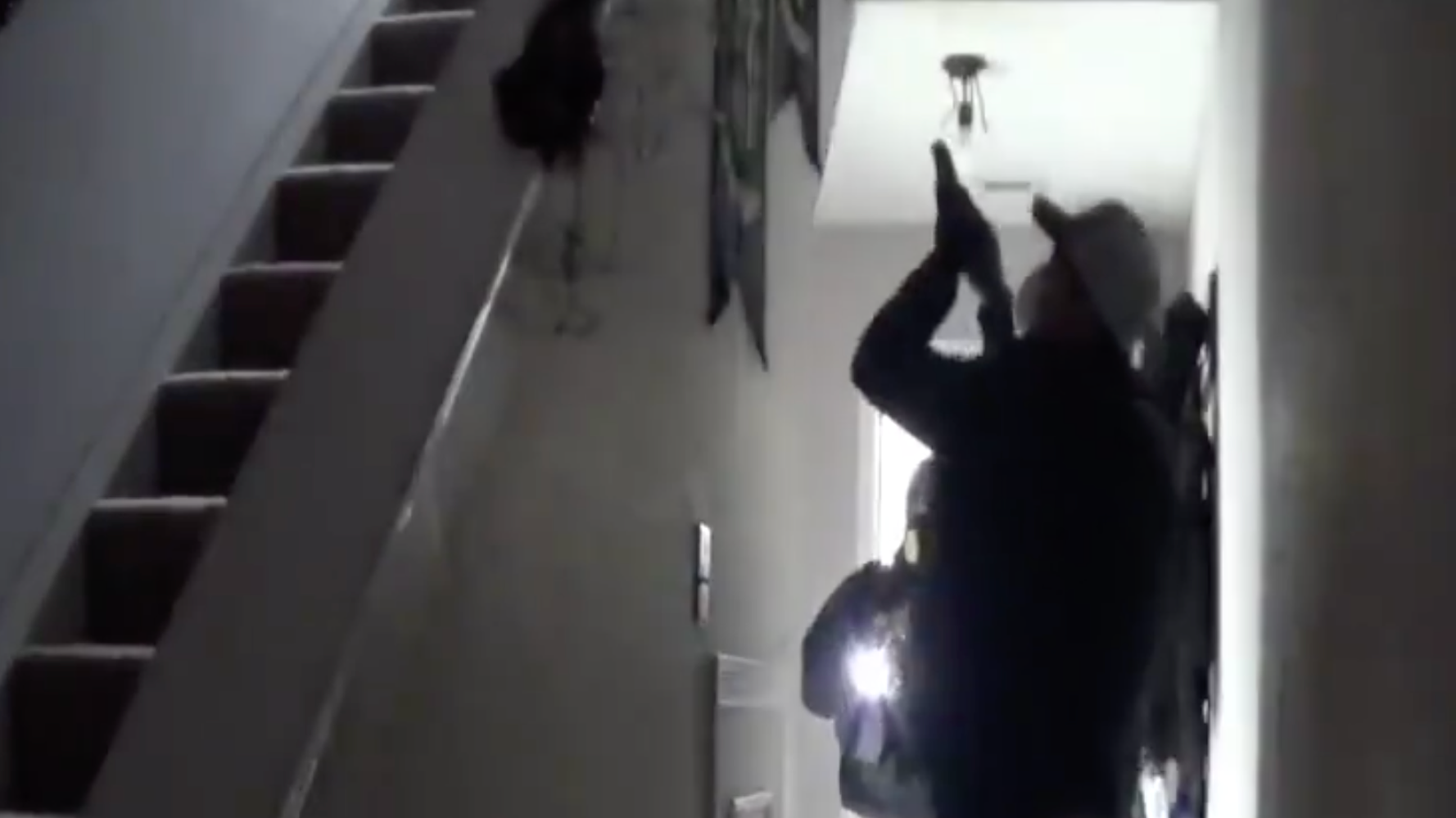 Police Raid House Of Florida's COVID-19 Whistleblower, Rebekah Jones - Police Raid House Of Florida's COVID-19 Whistleblower, Rebekah Jones