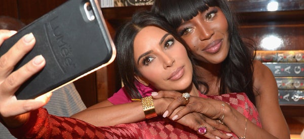 The Essential Infographic For Anyone Who's Ever Taken A Selfie