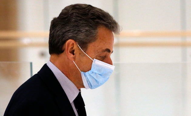 El expresidente Nicolas Sarkozy, durante un receso en el juicio.