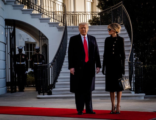 Donald y Melania Trump, el pasado 20 de enero, abandonando la Casa Blanca.