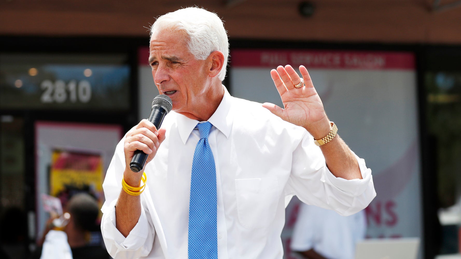 Former Republican Charlie Crist Is 1st Democrat To Announce Run Against DeSantis 1 Former Republican Charlie Crist Is 1st Democrat To Announce Run Against DeSantis