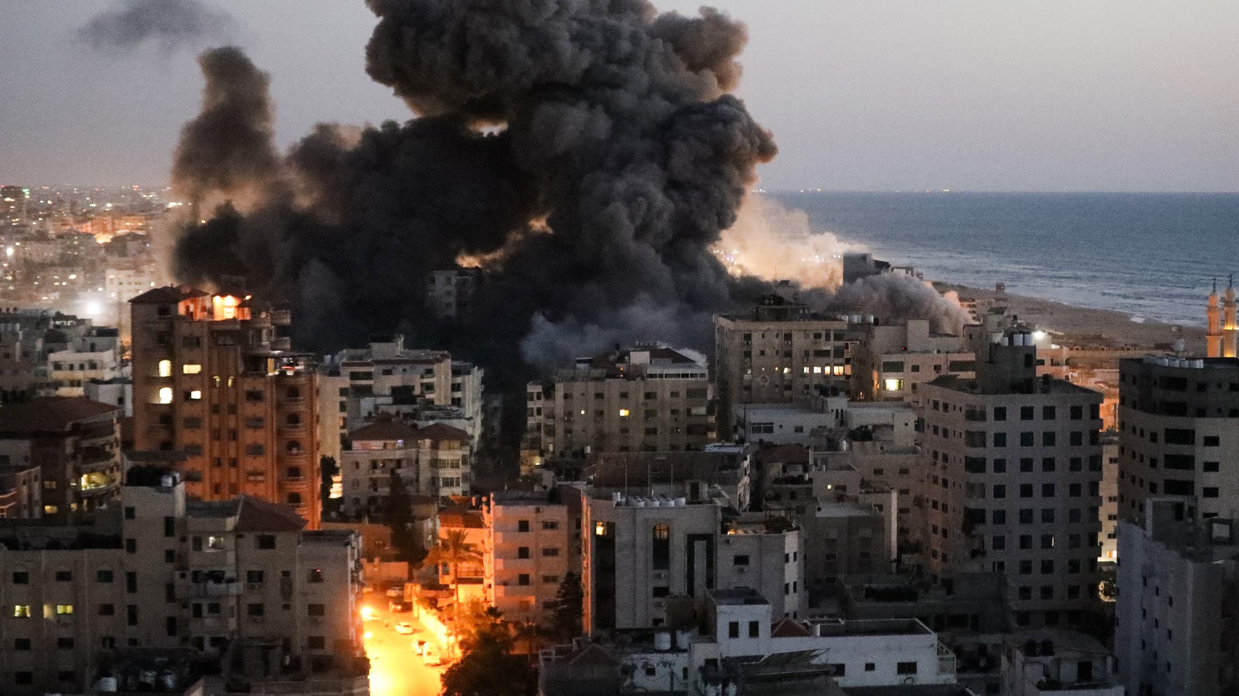 Twitter Calls Restriction Of Palestinian American Writer Covering Tensions A 'Mistake' 1 Twitter Calls Restriction Of Palestinian American Writer Covering Tensions A 'Mistake'