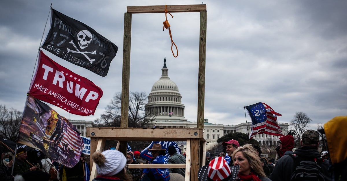Chilling Memo To FBI Official Warned Of Sympathy In Bureau For Jan. 6 Rioters Chilling Memo To FBI Official Warned Of Sympathy In Bureau For Jan. 6 Rioters