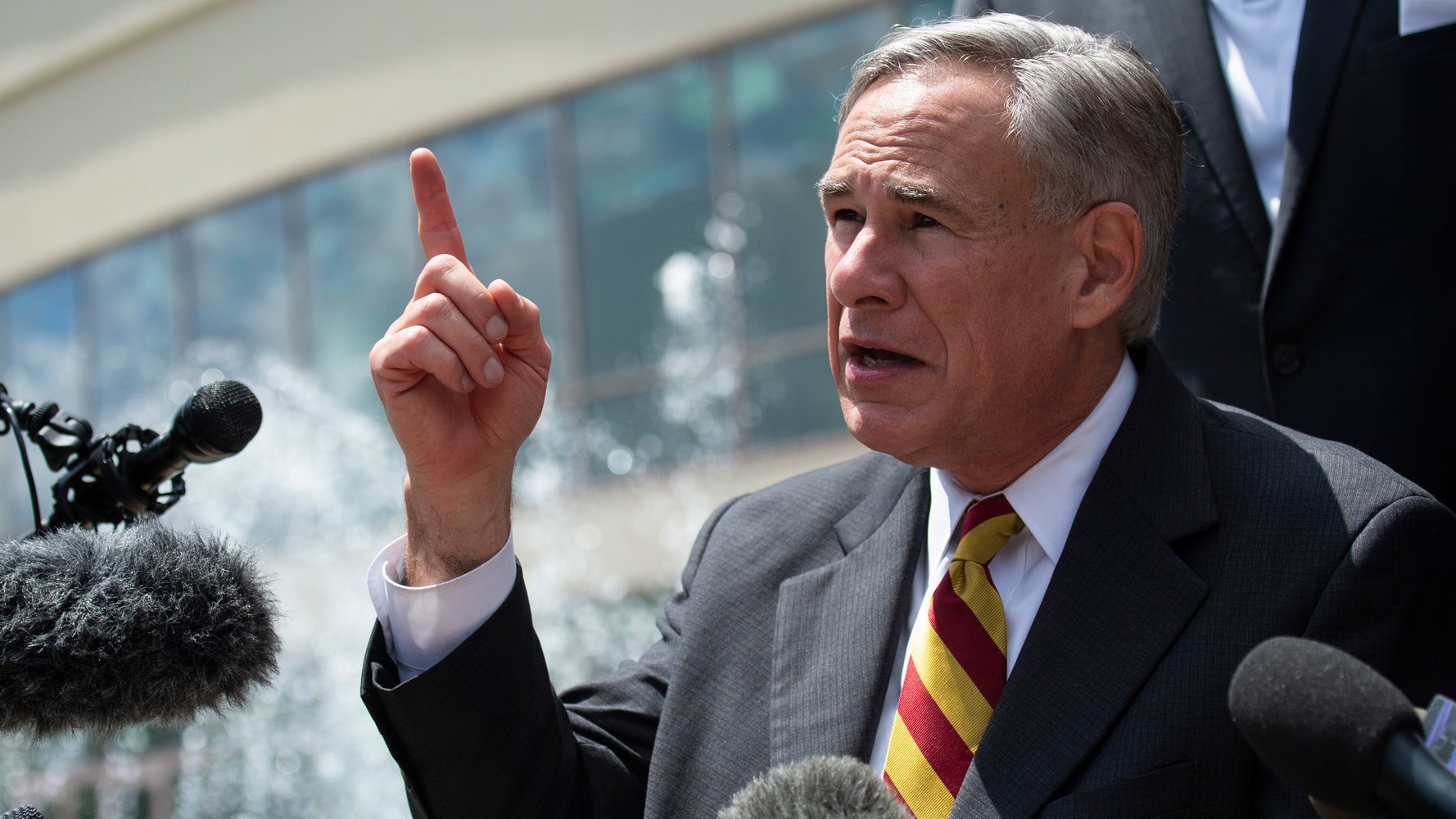 Texas Gov Threatens To Defund Legislature After Dems Block Voter Suppression Bill - Breaking News Texas Gov Threatens To Defund Legislature After Dems Block Voter Suppression Bill