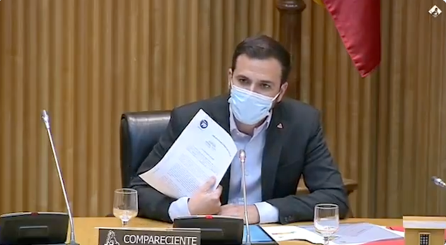Alberto Garzón comparece en la Comisión de Sanidad y Consumo del Congreso.