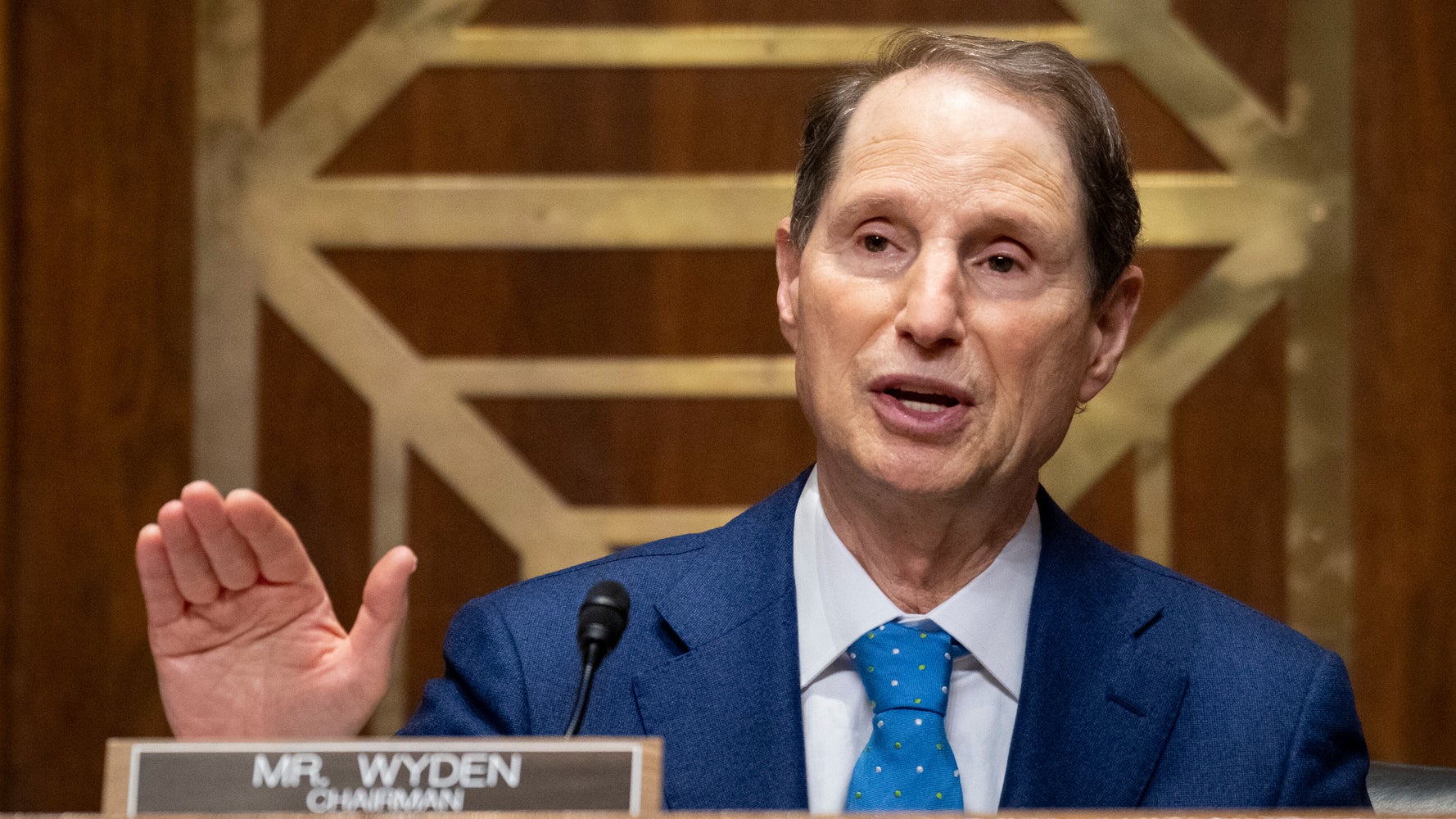 Can America Finally Do Something On Drug Prices? This Democratic Senator Thinks So. 1 Can America Finally Do Something On Drug Prices? This Democratic Senator Thinks So.