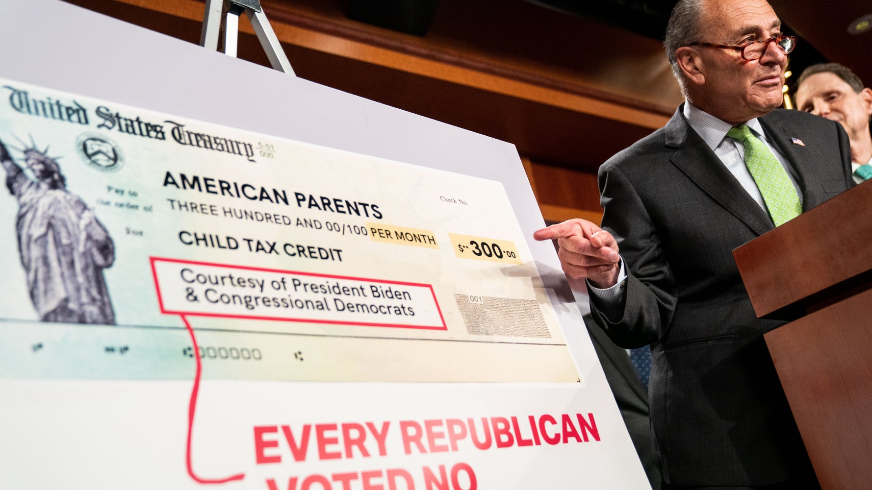 Top Senate Democrat Demands IRS Make Child Tax Credit Accessible To Very Poor 1 Top Senate Democrat Demands IRS Make Child Tax Credit Accessible To Very Poor
