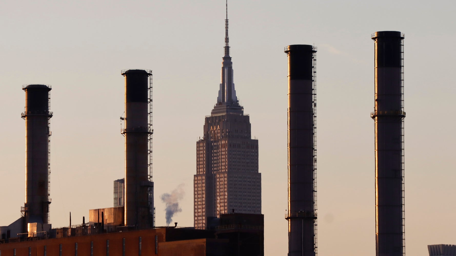 NYC Is More Addicted To Fossil Fuels Than Ever. Now It May Make Solar Harder To Build. - Breaking News NYC Is More Addicted To Fossil Fuels Than Ever. Now It May Make Solar Harder To Build.