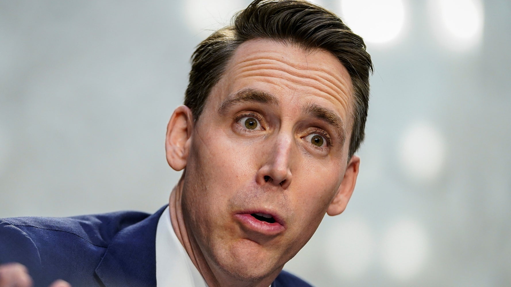 Hawley's Aide Lashed For Her 'Concern' About Too Many Masks - Breaking News Hawley's Aide Lashed For Her 'Concern' About Too Many Masks