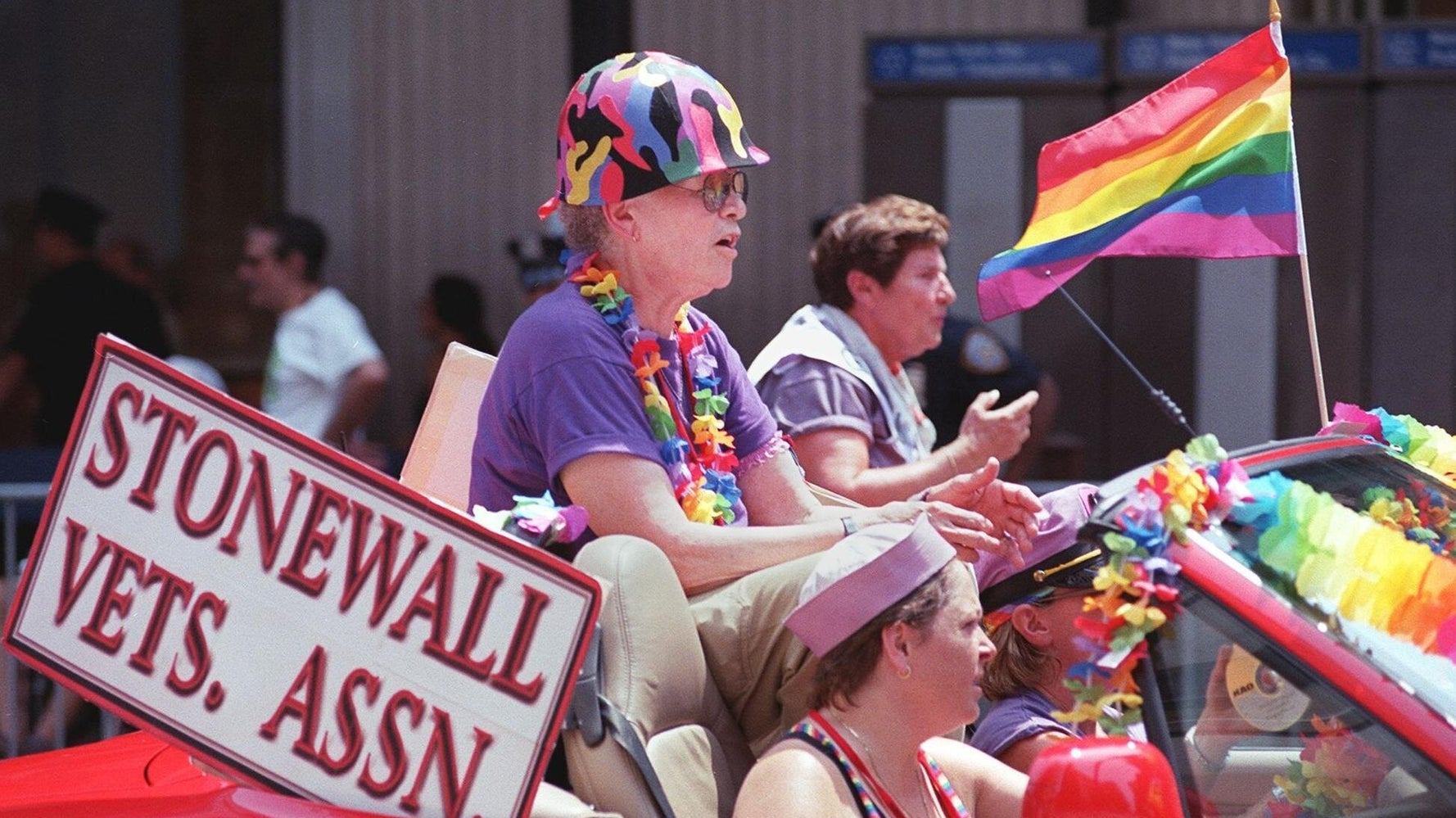 LGBTQ Veterans Discharged Under 'Don't Ask, Don't Tell' Can Receive Full Benefits - Breaking News LGBTQ Veterans Discharged Under 'Don't Ask, Don't Tell' Can Receive Full Benefits