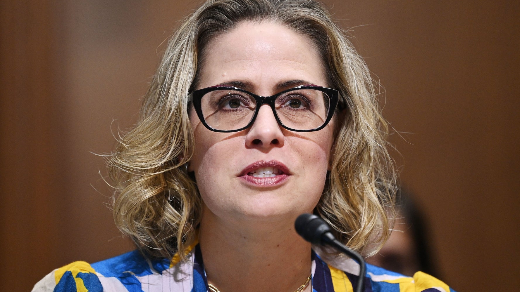 5 Veterans Quit Kyrsten Sinema's Advisory Council In Protest - Breaking News 5 Veterans Quit Kyrsten Sinema's Advisory Council In Protest