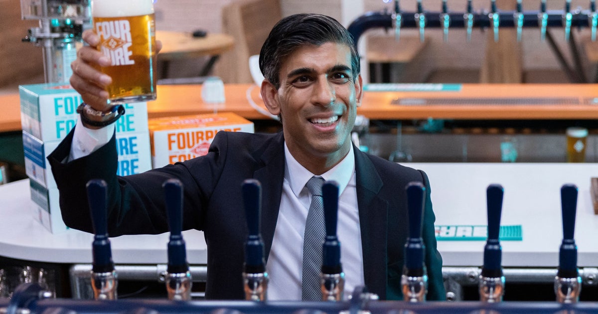 Rishi Sunak Defends 'Astonishing' Domestic Flight Tax Cut Ahead Of COP26 Gathering 1 Rishi Sunak Defends 'Astonishing' Domestic Flight Tax Cut Ahead Of COP26 Gathering