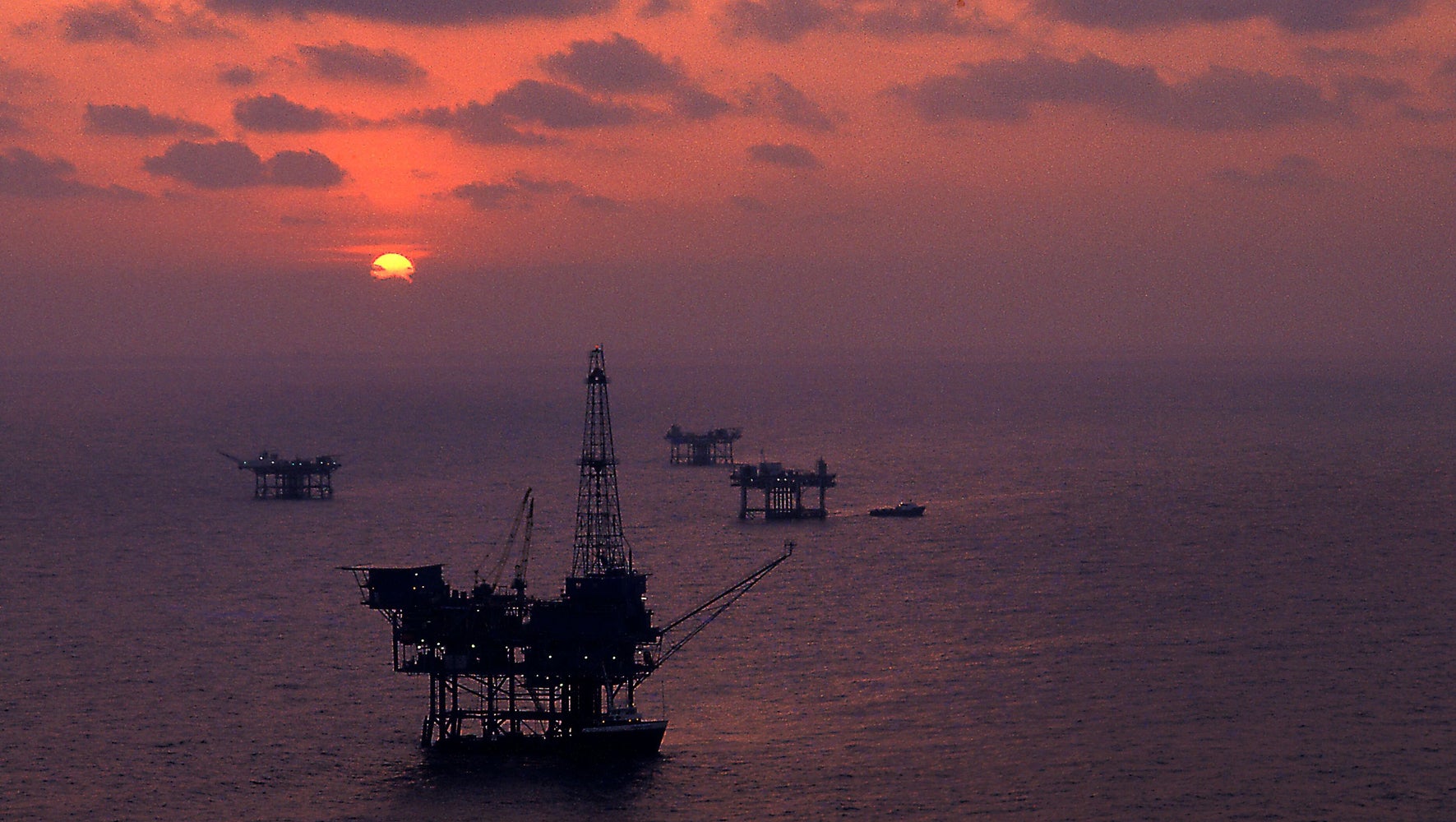 Court Invalidates Biden Administration's 'Carbon Bomb' Oil Lease Sale - Biden administration Court Invalidates Biden Administration's 'Carbon Bomb' Oil Lease Sale