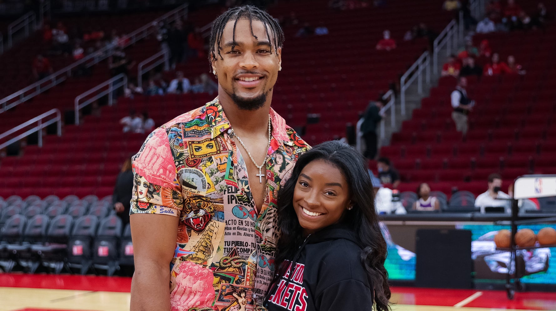Simone Biles Engaged! Posts Sweet Photos Of Boyfriend Jonathan Owens Proposing. - celebrity engagements Simone Biles Engaged! Posts Sweet Photos Of Boyfriend Jonathan Owens Proposing.