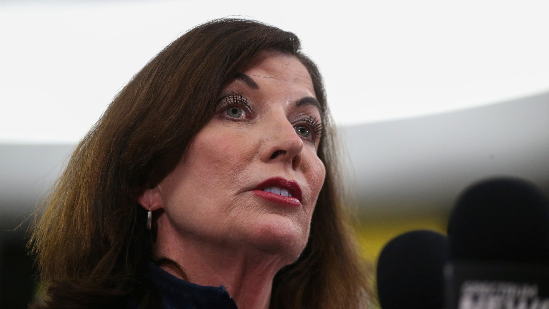New York Gov. Kathy Hochul Mourns Buffalo Shooting Victims: ‘I Have 10 Dead Neighbors’ - Breaking News New York Gov. Kathy Hochul Mourns Buffalo Shooting Victims: ‘I Have 10 Dead Neighbors’
