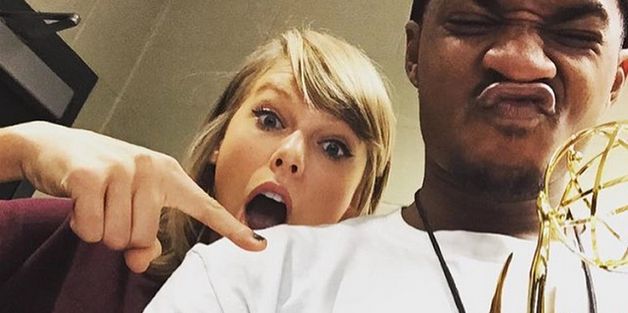 Taylor Swift Can't Stop Taking Selfies With Her Emmy