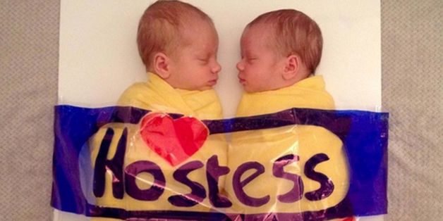 22 Brilliant Halloween Costumes For Twins