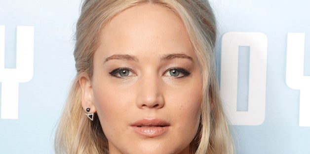 Jennifer Lawrence Quietly Visits Children's Hospital For The Holidays
