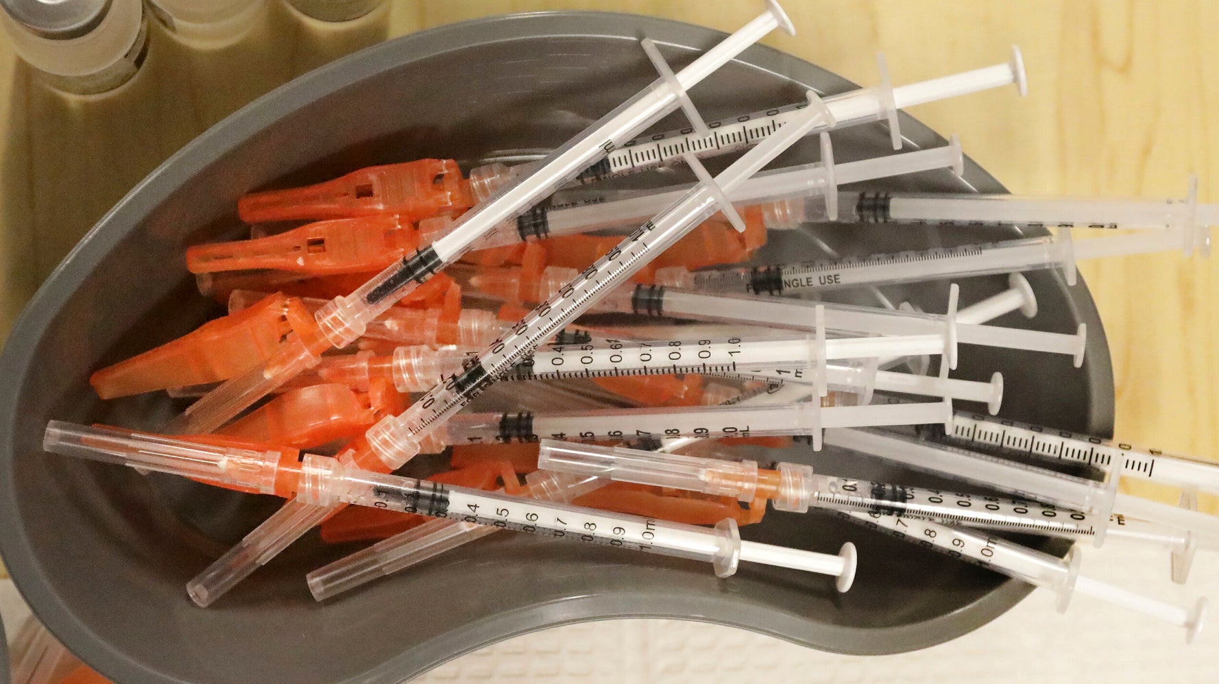 The U.S. Is Shifting Money To COVID Vaccines As Congress Stalls And Subvariants Spread - Breaking News The U.S. Is Shifting Money To COVID Vaccines As Congress Stalls And Subvariants Spread
