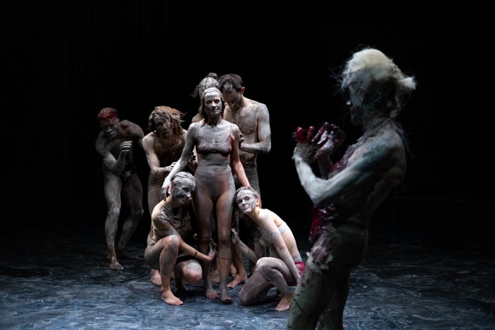 'Hands do not touch'.