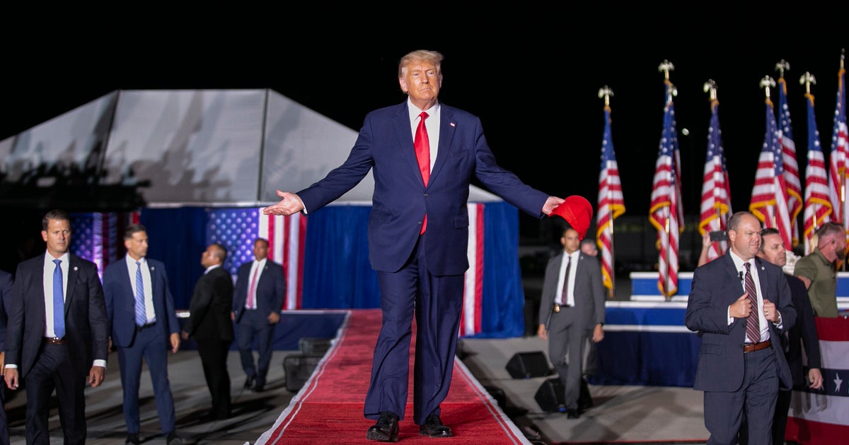 Trump Said Gaining Secret ‘Rich Friends’ Made Presidency Worth It: Book Trump Said Gaining Secret ‘Rich Friends’ Made Presidency Worth It: Book