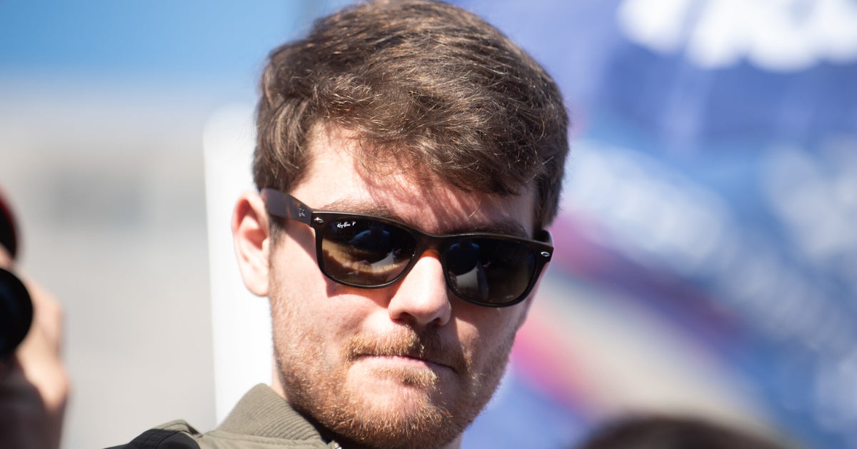 Elon Musk’s Twitter Reportedly Re-Bans White Nationalist Nick Fuentes Elon Musk’s Twitter Reportedly Re-Bans White Nationalist Nick Fuentes