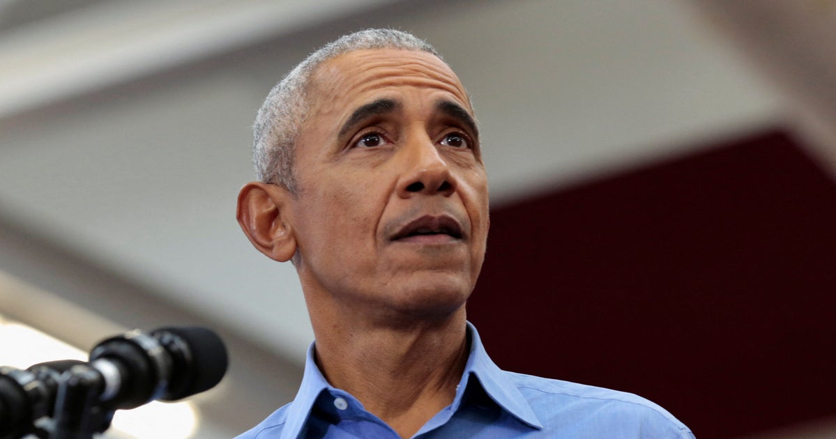 Woman Tells Obama He’s ‘Finer Than A Mug’ At Voter Rally In Detroit Woman Tells Obama He’s ‘Finer Than A Mug’ At Voter Rally In Detroit