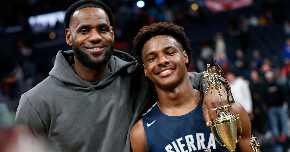 LeBron James Makes Dubious Brag About Son Bronny