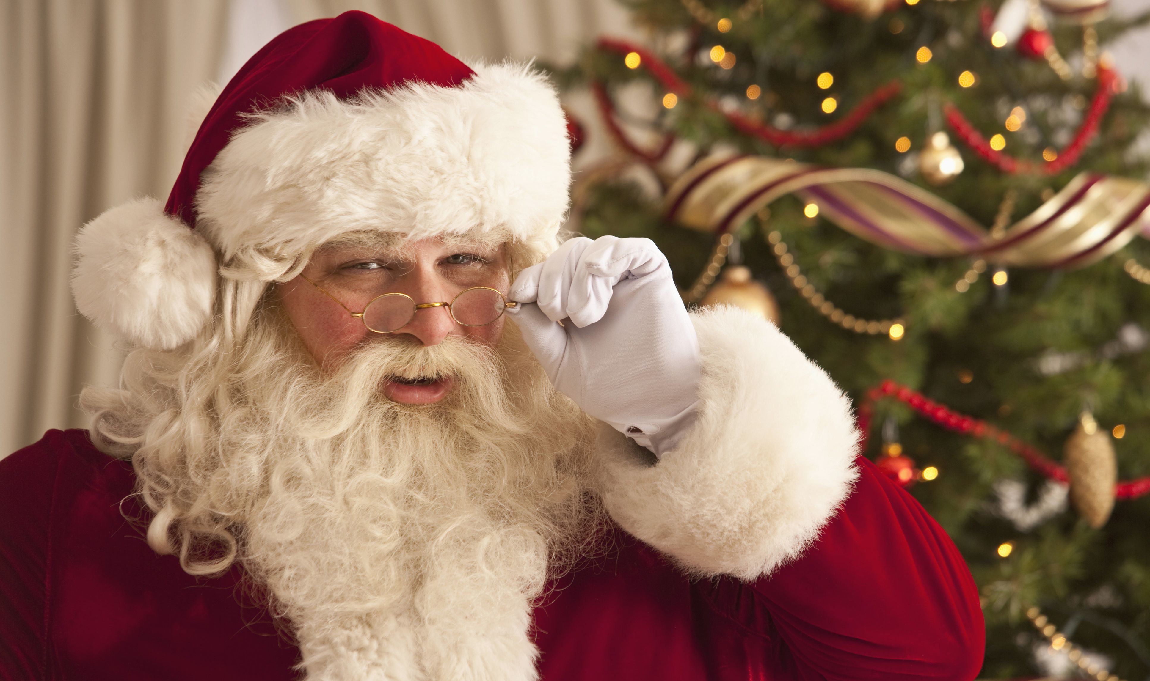 This viral post shares how to break the news about Santa without making kids feel lied to.