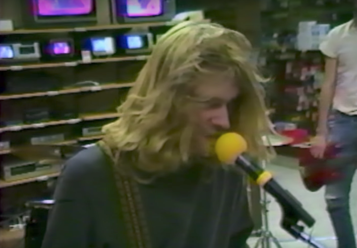 Video Of Nirvana Jamming Inside A Radio Shack From 1988 Surfaces Video Of Nirvana Jamming Inside A Radio Shack From 1988 Surfaces