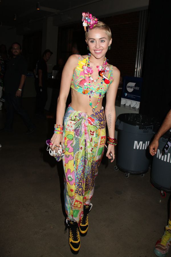 Miley Cyrus Aka The Worlds 15 Most Outrageous Outfits Huffpost 4181