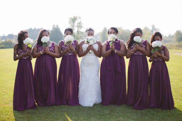 17 Super Fun Photo Ideas For Bridesmaids With A Silly Side Huffpost