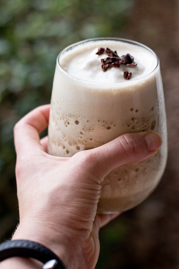 20-low-sugar-protein-shake-recipes-to-fuel-your-mornings