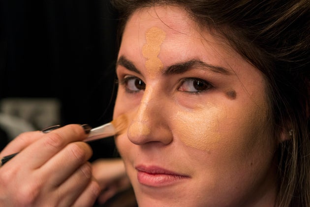 Hello, This Is The Adele Makeup Tutorial You Need To Try ASAP Hello, This Is The Adele Makeup Tutorial You Need To Try ASAP