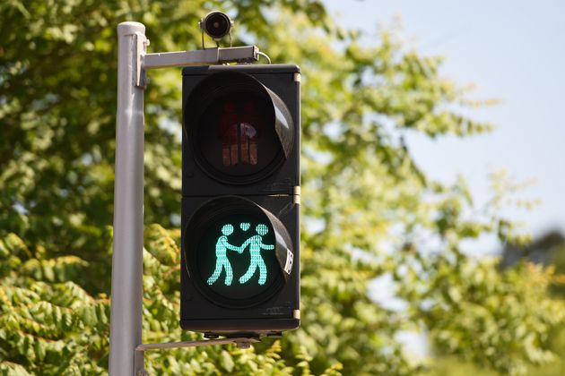 Austria Scraps Gay Traffic Lights By Order Of Right-Wing Politician 5665f3101300002900738bb1