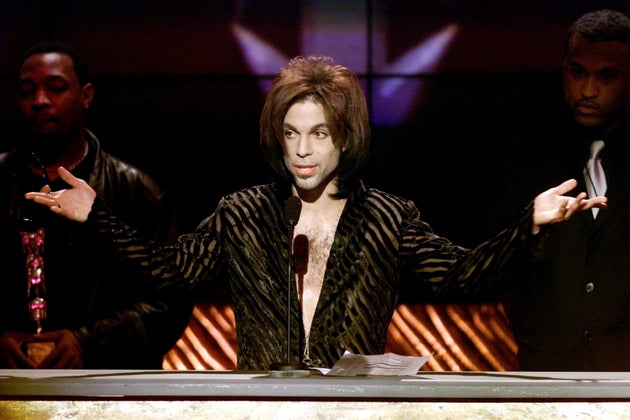 Pop superstar Prince dies at his Minnesota home at age 57