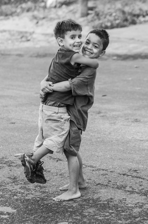 Brazilian Photographer Captures The Beauty Of Kids’ Carefree Spirits 571da5dc22000036002545d1