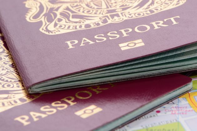 British Passports Could Reportedly Be Blue Again After Brexit - But Not Everyone Is Happy 58e113262c00006268ff1c60