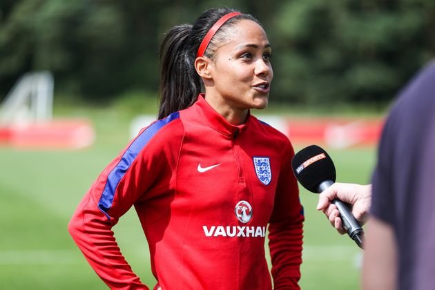 England Defender Alex Scott Has An Empowering Message For Women Who Doubt Themselves 58e64b8016000020004d9198