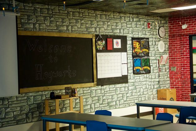 Teacher Spends 70 Hours Creating Incredible 'Harry Potter'-Themed Classroom by Caroline Bologna for Huffington Post
