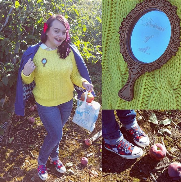 Brittani Enos-Blake Disneybounding as Snow White. She wore a Magic Mirror pin instead of carrying an actual mirror. 