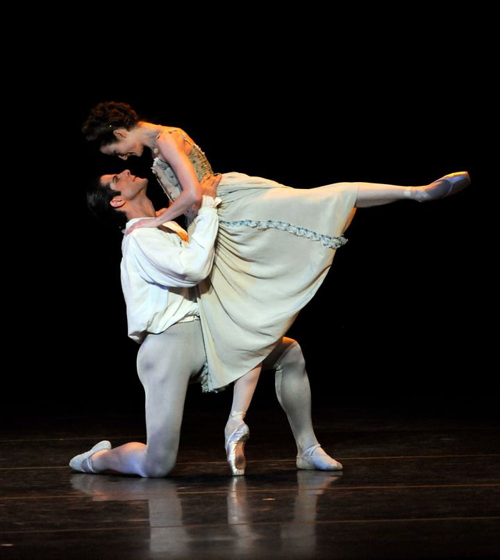 What Male Ballet Dancers Can Teach You About Being A Great Partner 