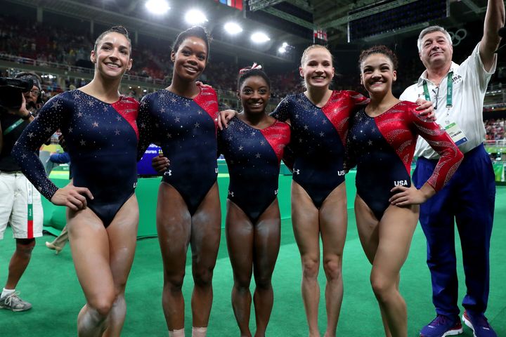 Usa Gymnastics Team Utterly Annihilates In Qualification Round Huffpost 