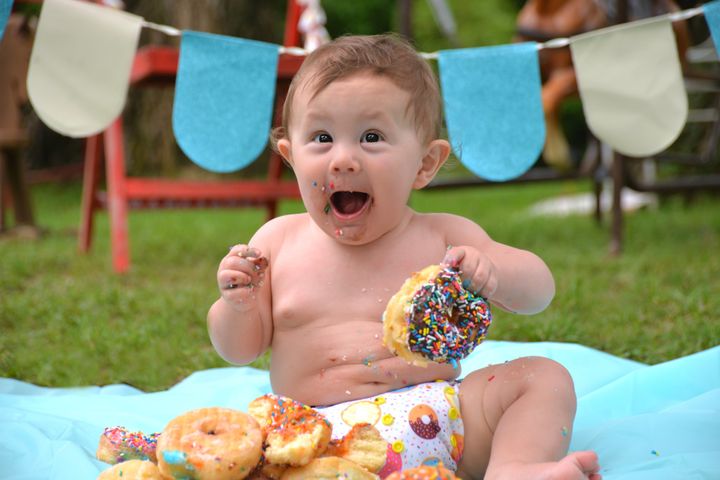 It Doesn’t Get Much Cuter Than This Baby’s Donut Smash Photos 5931cc2d2000003c00be02cf