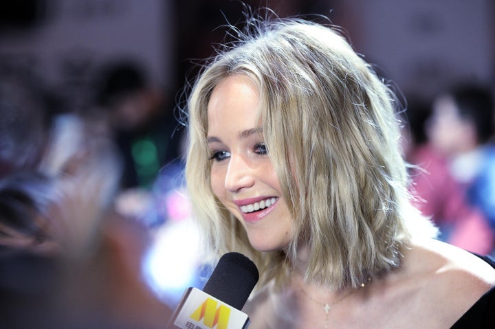 Jennifer Lawrence's Plane Made an Emergency Landing